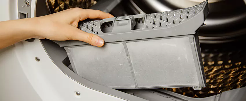 Signs Of A Clogged Dryer Lint Trap in Morgan Hill, California